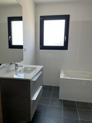  Maison 5 pi�ces 104 m� Bourg en bresse