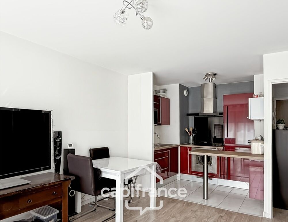? Dernier étage avec ascenseur T2 - 41 m² - Parking en sous-sol - Aucun travaux - Proche Roissy CDG