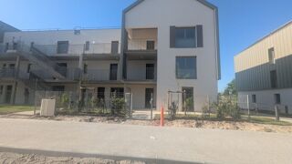  Appartement à louer 3 pièces 65 m²