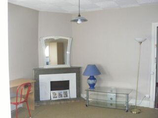  Appartement à louer 1 pièce 33 m²