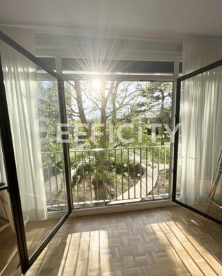  Appartement � vendre 5 pi�ces 90 m�