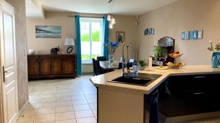  Maison  vendre 6 pices 240 m