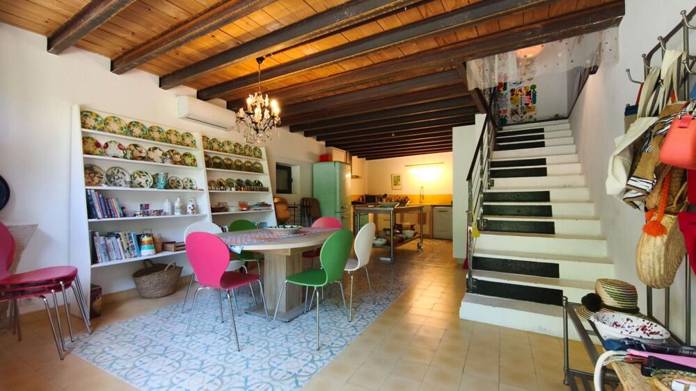 Au coeur d'Uzès maison en pierre rénovée