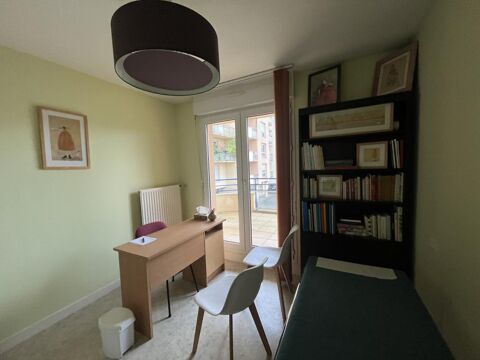 BUREAUX PROFESSIONNELS � BOURRAN � 1er &Eacute;TAGE AVEC ASCENSEUR � Garage + Cave 650 12000 Rodez