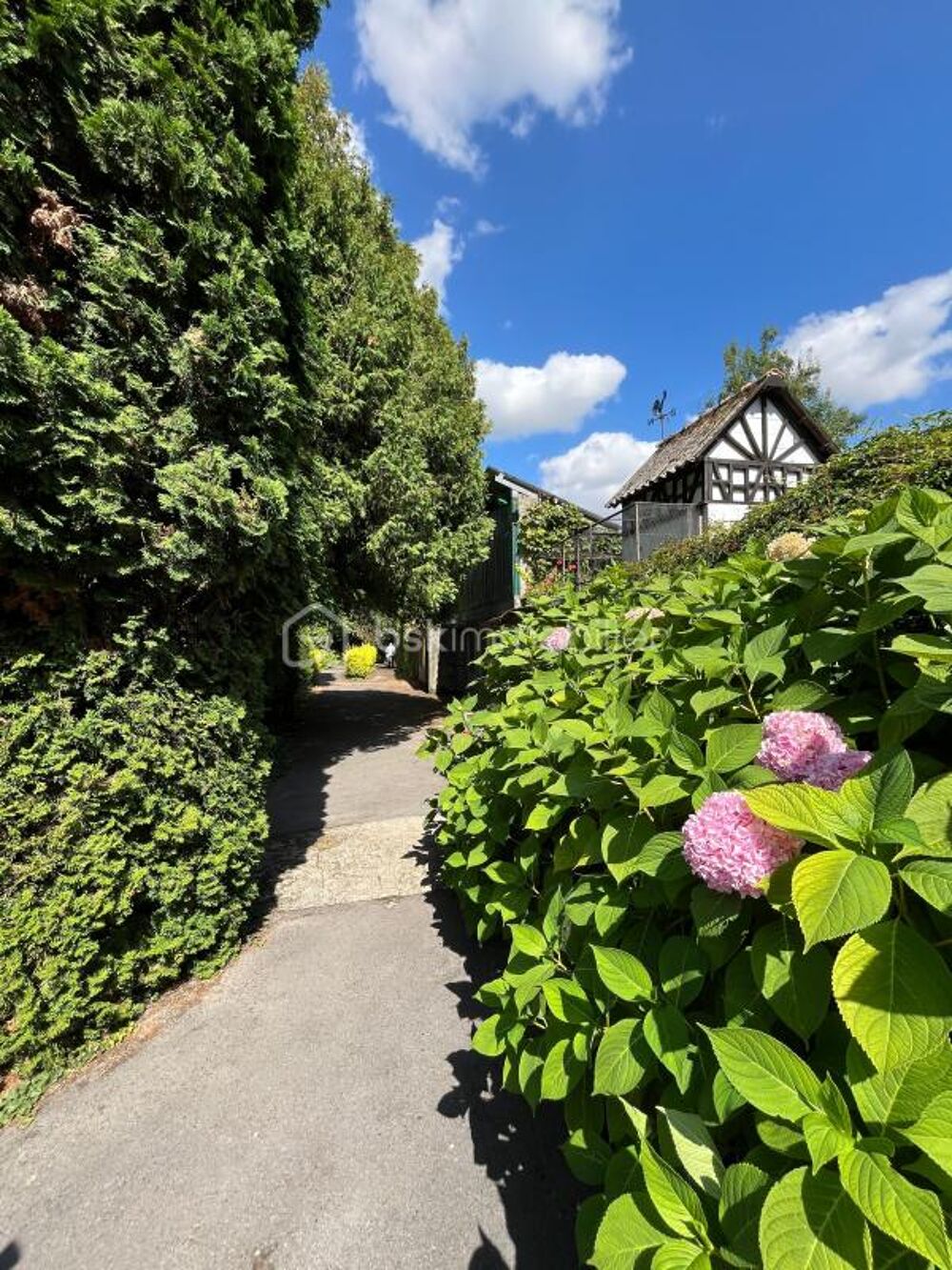  vendre  Proprit/chteau Mzires-sur-Oise (02240)