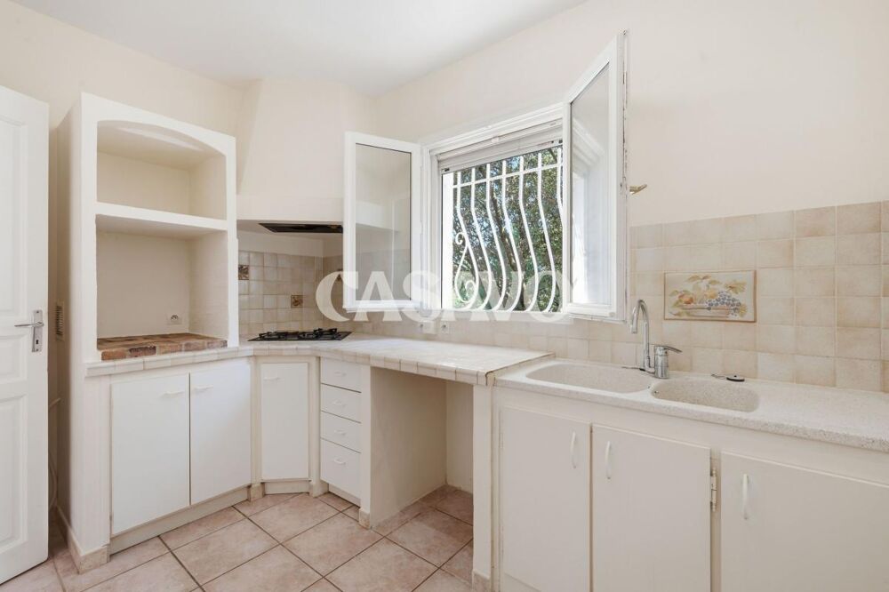 à vendre  Propriété/château Saint-Cannat (13760)