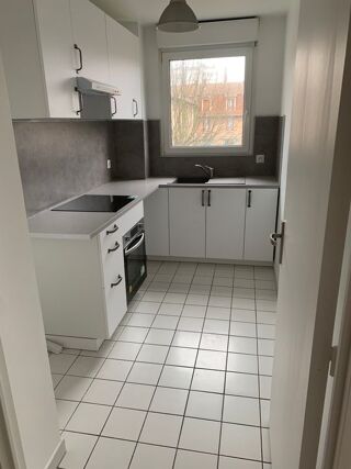  Appartement à louer 2 pièces 52 m²