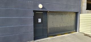 Location Parking/Garage PLACE DE STATIONNEMENT Ajaccio