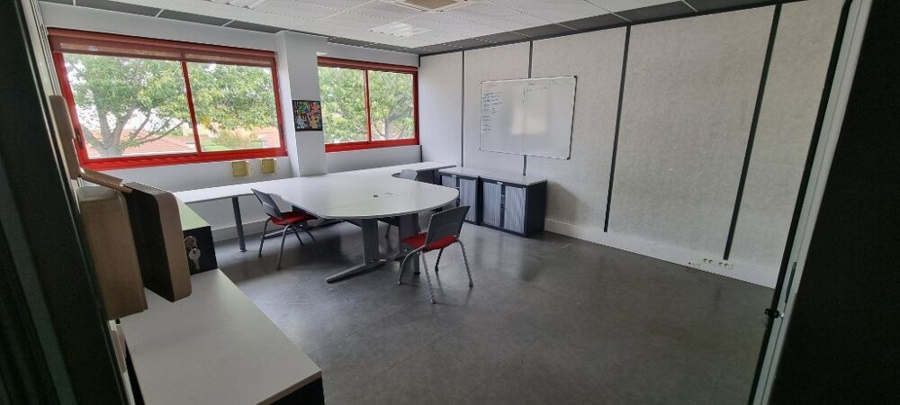   A LOUER - BUREAUX Brignais