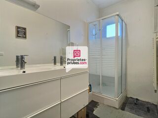  Immeuble � vendre 8 pi�ces 149 m�