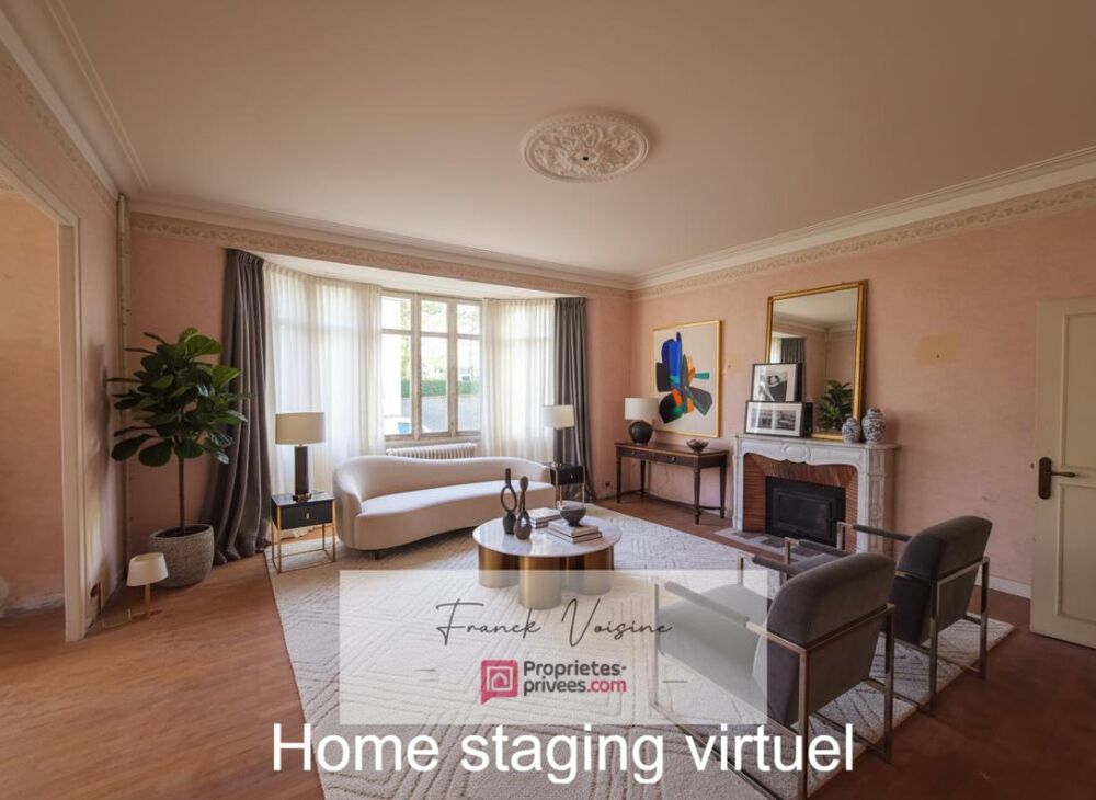 Maison de 212 m2 A VENDRE Les Herbiers Centre Ville - 4 Chambres et un bureau sur un terrain de 1150 m2