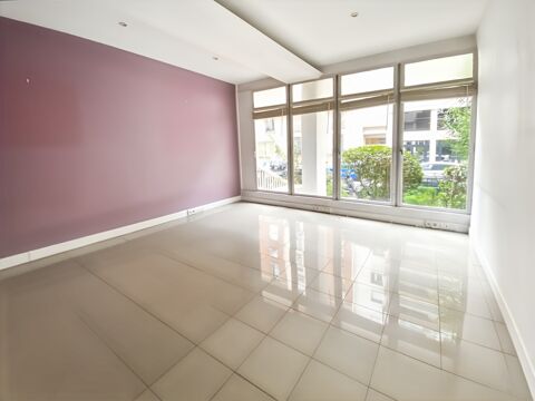 A proximit&eacute; de la Maison de la Radio, bureaux &agrave; louer en RDC haut 2046 75016 Paris