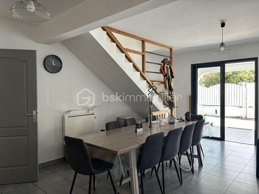 À vendre : Magnifique maison F5 de 2020 dans le cirque de Cilaos, à lîle de La Réunion
