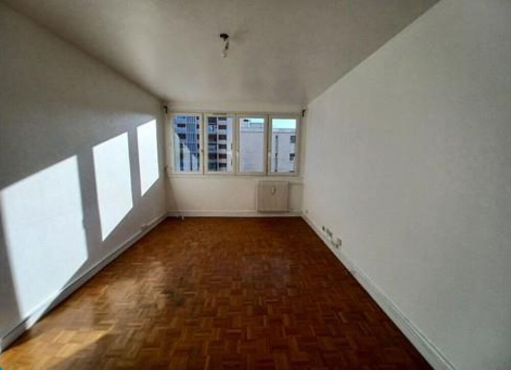 Location Appartement À louer, agréable appartement T3 de 60 m², deux chambres et garage Saint etienne