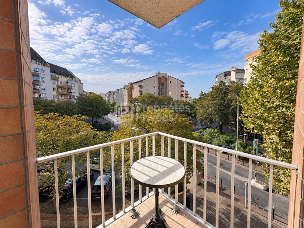 94000 CRÉTEIL PORT - APPARTEMENT 5 PIÈCES RÉNOVÉ DE 80 M² - 3 CHAMBRES + BALCON + PARKING, VUE PORT