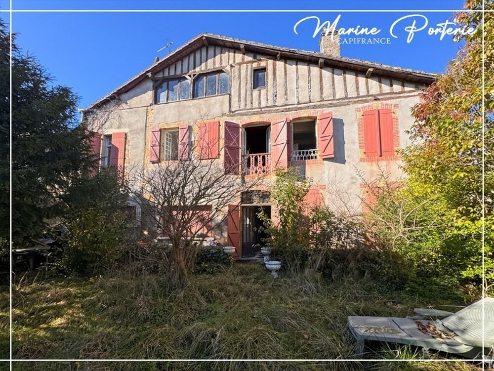 Bâtisse de caractère à colombages  420 m²  terrain 1 350 m²  coeur de bastide MASSEUBE