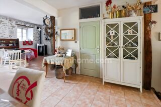  Maison  vendre 9 pices 353 m