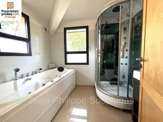  Immeuble à vendre 3 pièces 100 m²