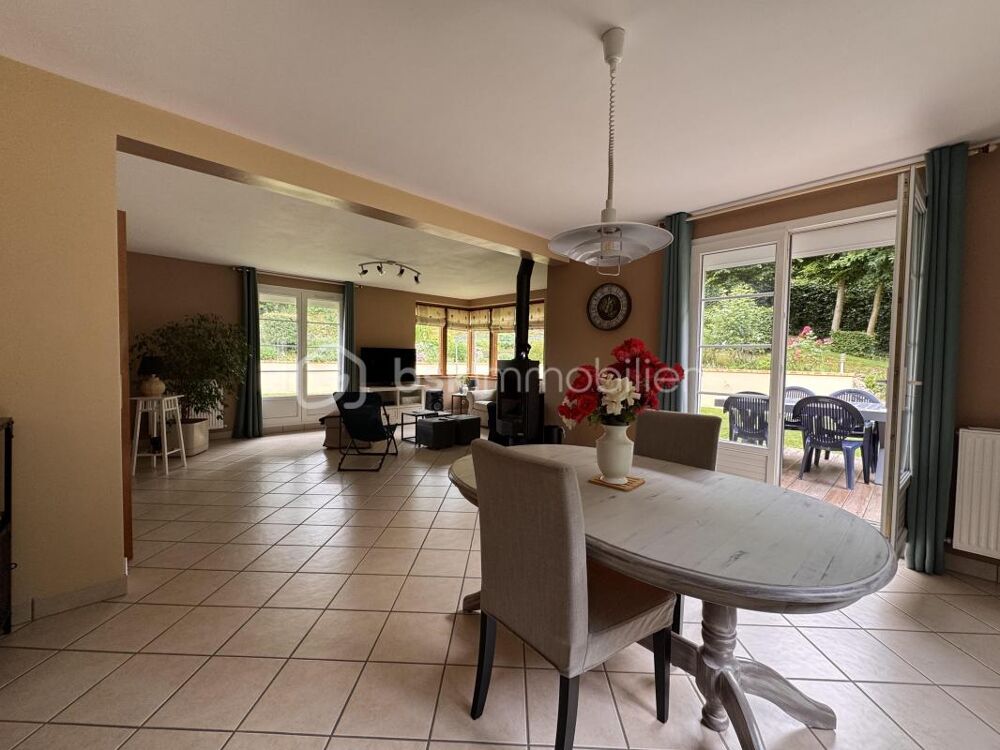 Magnifique Maison Familiale 4 chambres sur sous-sol complet