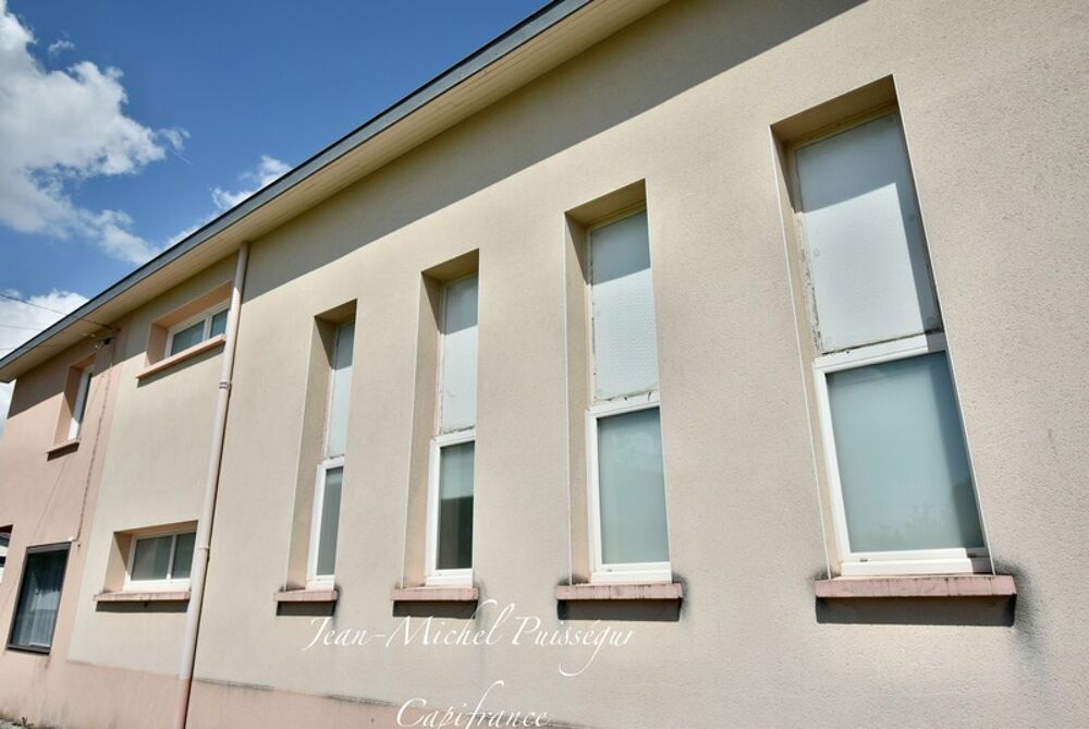   Dpt Haute Garonne (31), à vendre SAINT GAUDENS Local Professionnel 170m2 + Stationnement Aérien Saint gaudens