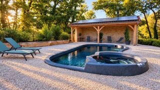 Vente Propriété/Château Propriété d'exception de plus de 400 m² avec deux gîtes et trois piscines aux portes de Sarlat Prats de carlux