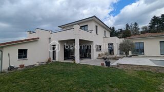  Villa à vendre 6 pièces 163 m²