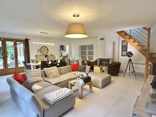  Maison à vendre 10 pièces 250 m²