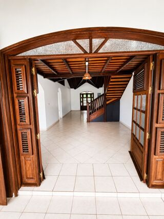 Maison à vendre 7 pièces 274 m²