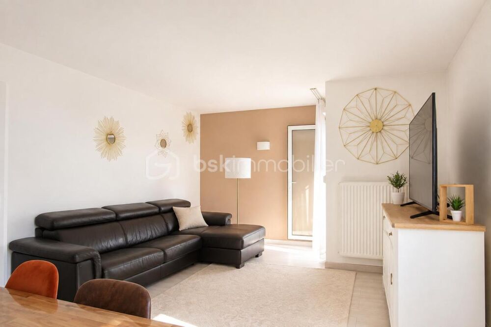 Vente Appartement CRÉTEIL – SECTEUR LAC – 3 PIÈCES – 2 BALCONS – BOX Creteil