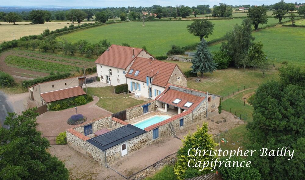 Belle propriété, rénovée récemment, avec gîtes sur 3761 m² de terrain