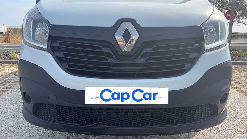 Trafic Fourgon L1H1 III 1.6 dCi 125 Grand Confort - 3 places 2017 occasion 20114 Figari