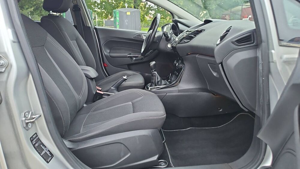 Fiesta V 1.0 EcoBoost 100 Titanium 2016 occasion 38360 Sassenage