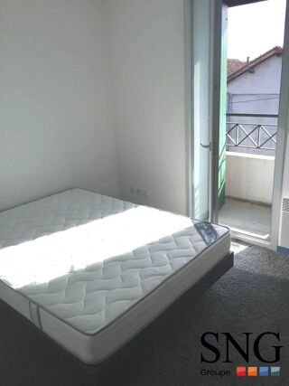  Appartement à louer 2 pièces 37 m²
