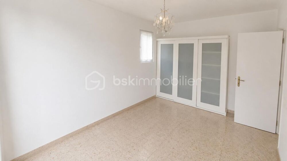 à vendre  Propriété/château Hyères (83400)