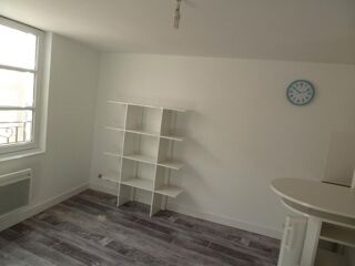  Appartement à louer 1 pièce 22 m²