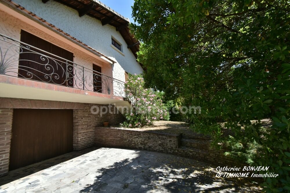 Vente Maison CARCANS BOURG - Maison familiale à rénover avec dépendances sur un magnifique terrain arboré d'environ 1400 m2 Carcans