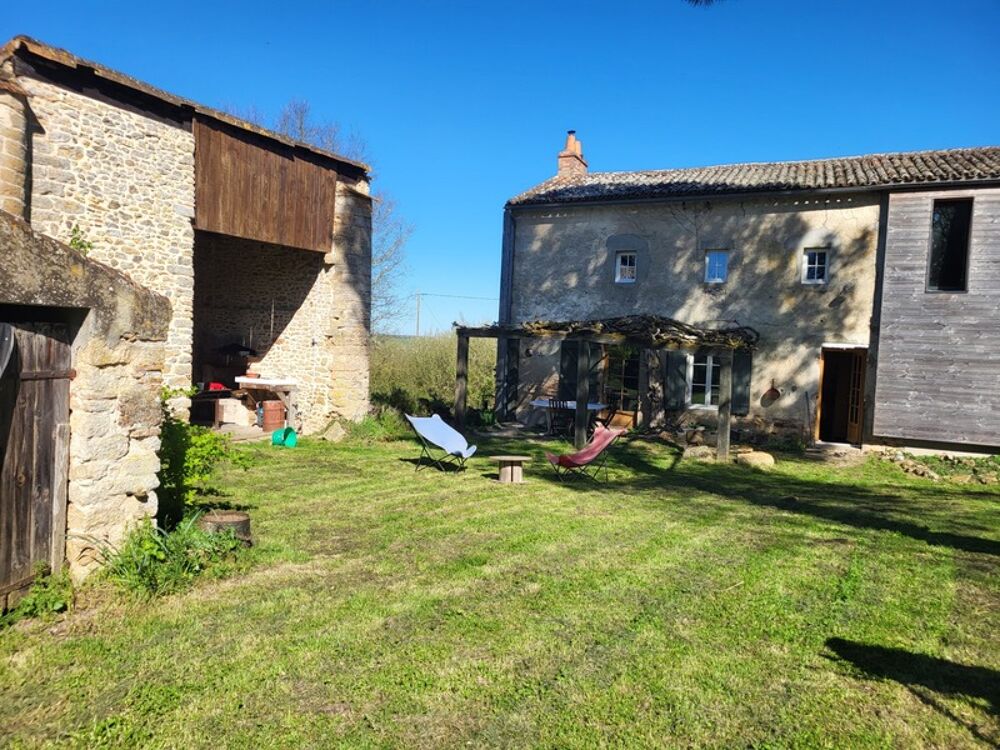 Maison à vendre 7 pièces SAINT LOUP LAMAIRE (79) Terrain de 4 000 m²