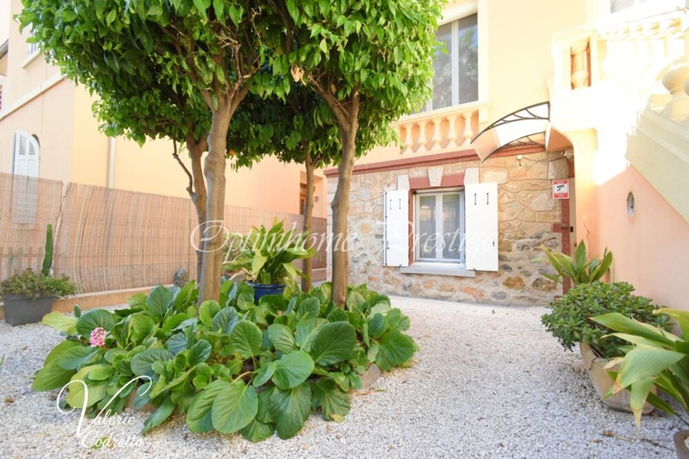 Vente Maison Villa 170 m² avec deux logements indépendants, garage et jardin au cœur de Hyères 83400 Hyeres