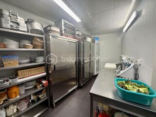  Immeuble à vendre 7 pièces 195 m²