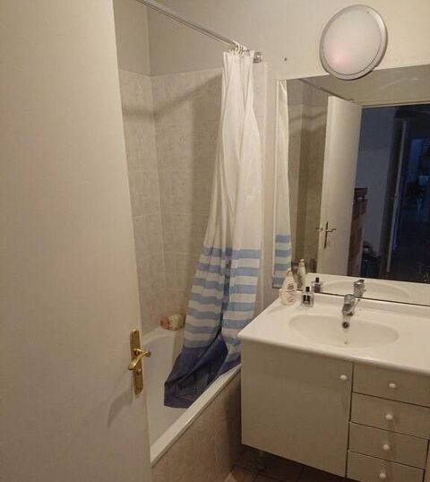  Appartement � louer 1 pi�ce 75 m�