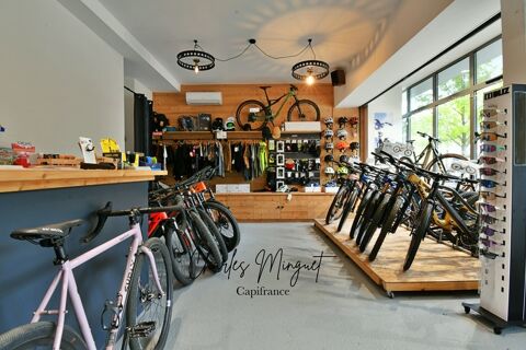 Fonds de commerce magasin de sport � Emplacement N&deg;1 BRIANCON 89900 05100 Briancon