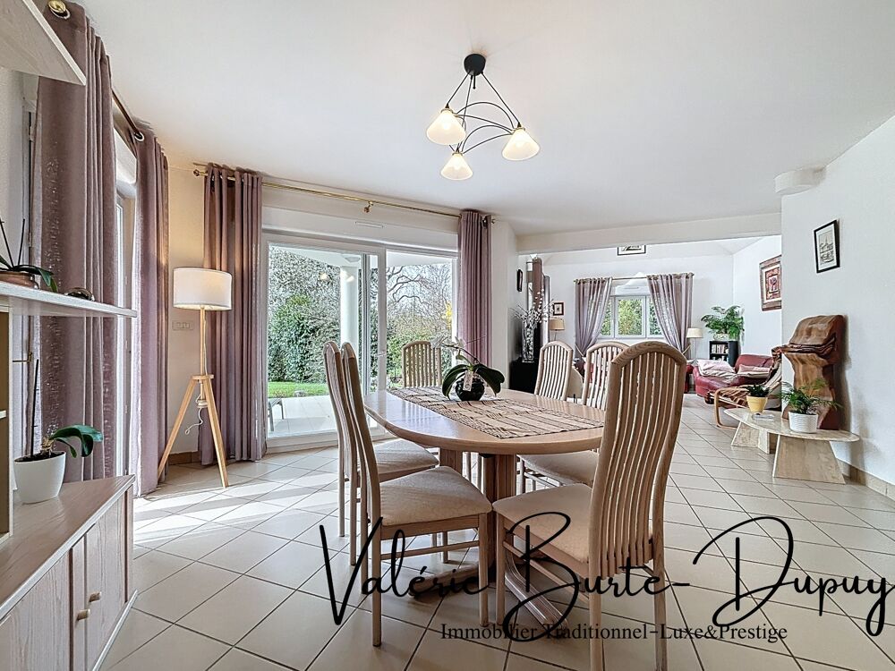 Vente Maison St Denis en Val à 10 min d'Orléans centre, à vendre  Maison de 2003 190m2 5 chambres avec jardin arboré de 1800m2, garage attena Saint denis en val