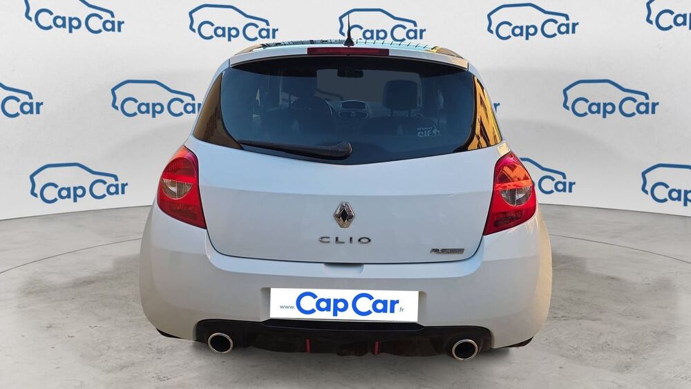 Clio RS 2.0 200 Cup - Entretien constructeur 2012 occasion 95540 Mery Sur Oise
