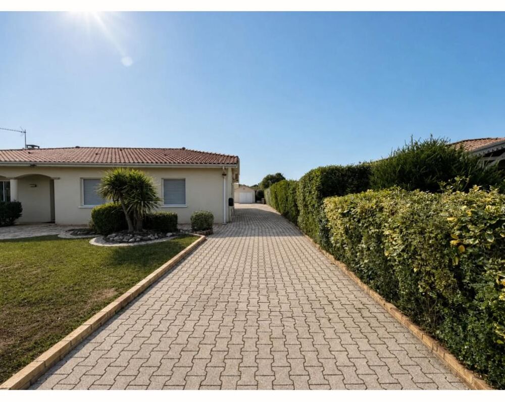 COUP DE COEUR POUR CETTE MAISON 5 PIÉCES À BARCELONNE DU GERS (32)