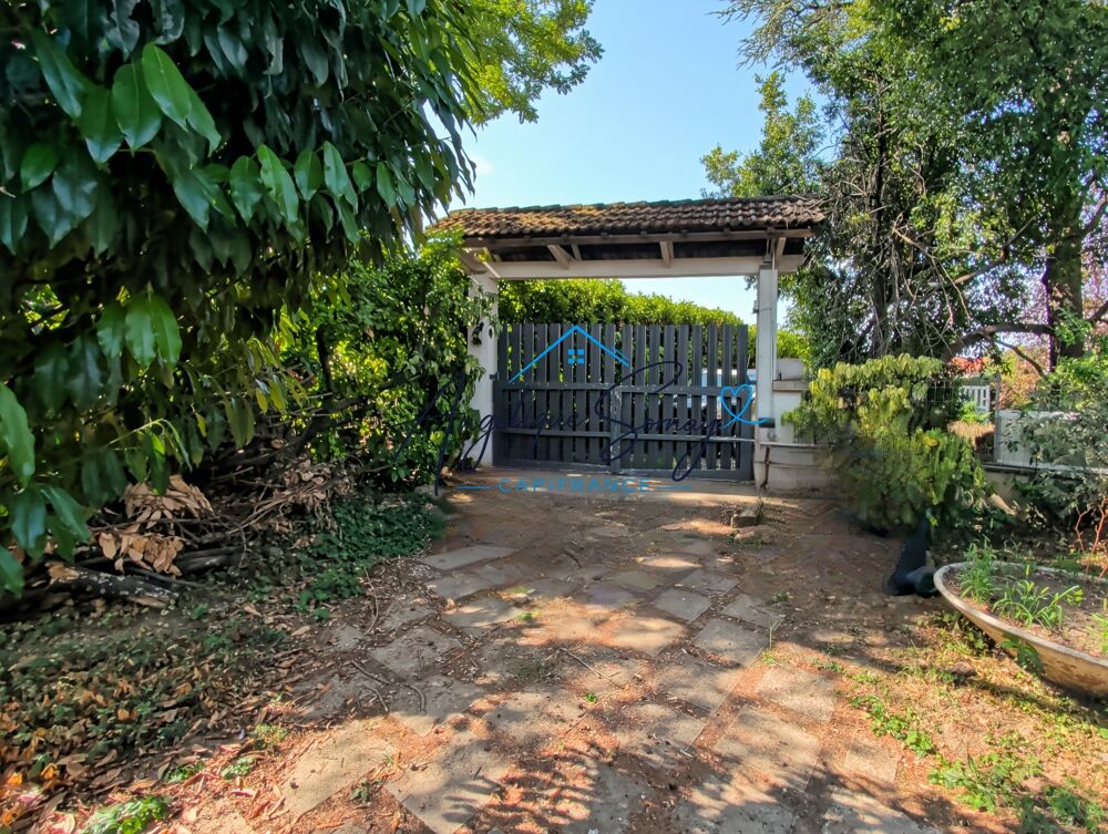 Vente Maison Maison jumelée avec jardin arboré, mezzanine et grand garage.VAULX EN VELIN Vaulx en velin