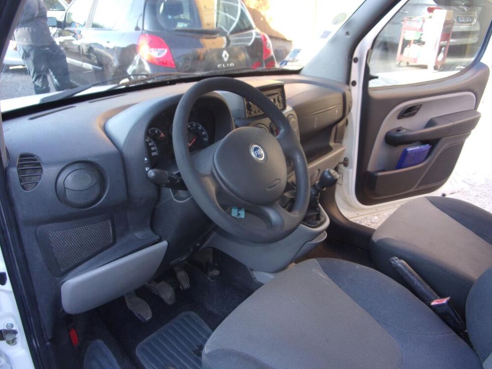 Doblo 1,4 77CV Monospace 2006 occasion 13510 &Eacute;guilles