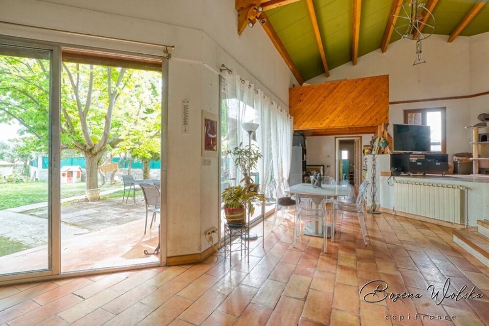 Vente Villa Maison T7 à vendre VITROLLES village avec piscine Vitrolles