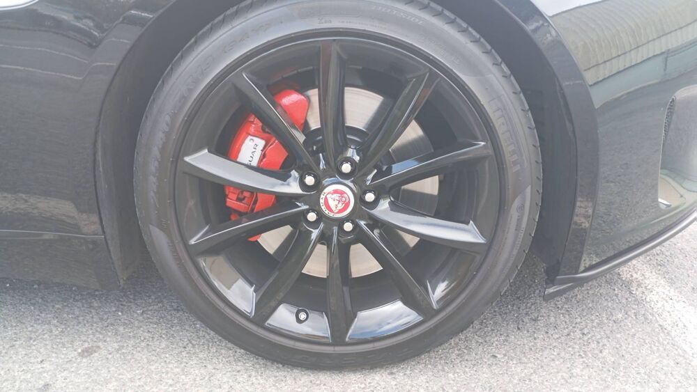 F-Type 2.0 300 BVA . 2017 occasion 85190 La Genetouze