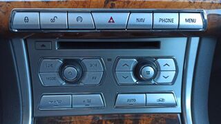 XF 3.0 D 240 BVA R-Sport 2015 occasion 01990 Chaneins