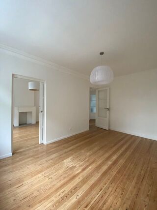  Appartement à louer 3 pièces 55 m²